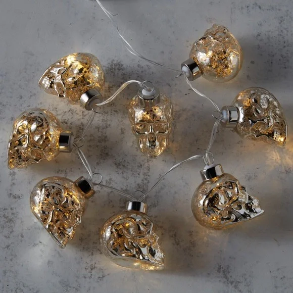 Z Gallerie Spooky Shiny Silver LED Glass Skull String Lights 💀