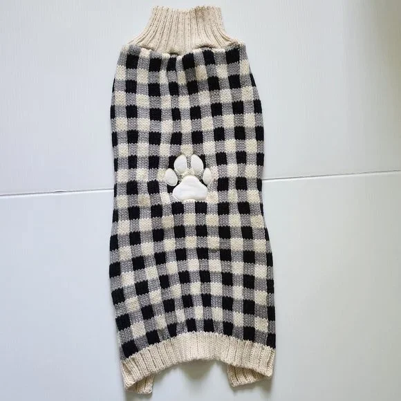 NWOT Pawprint, Buffalo Check, Pet Sweater