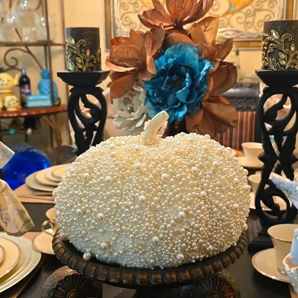 Z Galleries pearl pumpkin