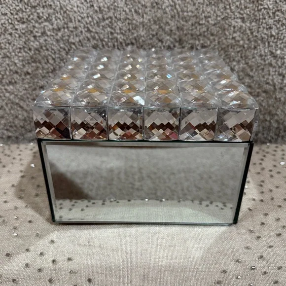 Crystal Mirrored Stella Large Jewelry Box
