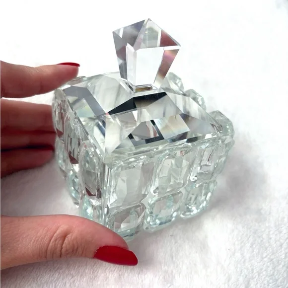 ✨SOLID CRYSTAL TRINKET BOX CRYSTAL VANITY HOLLYWOOD REGENCY DECOR✨