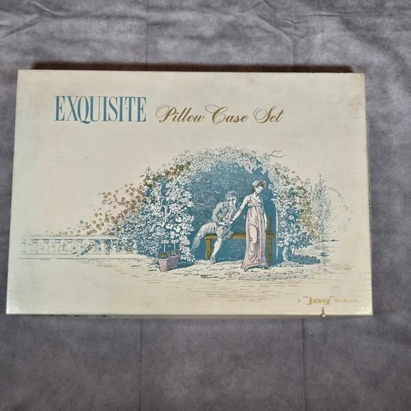 Jay Original Exquisite Pillow Case Set NOS in box White‎ Blue Pillowcase
