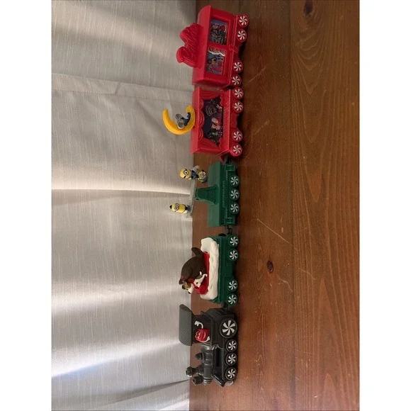 McDonald's Happy Meal Toy Train 5 Cars Holiday‎ Express 2017