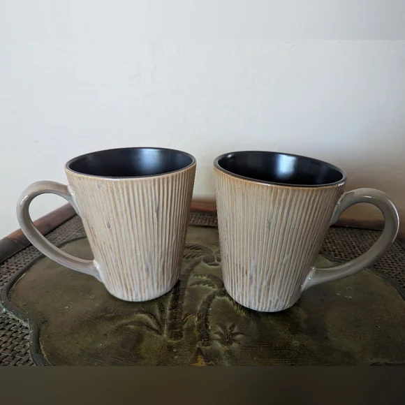 2 Zgallerie Mugs Cups Coffee Tea Boho Rustic Tan Black Ceramic Mugs Bamboo