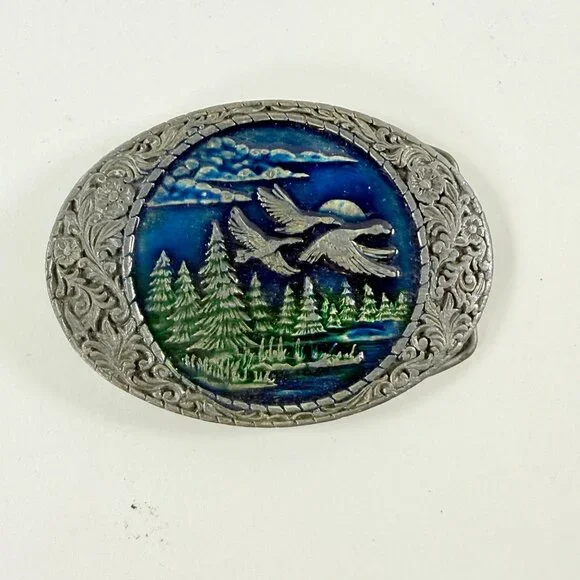 Vintage Wildlife Geese Belt Buckle Indiana Metal Craft 1982 Froz'n Color