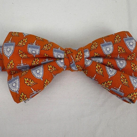 Vineyard‎ Vines Kids Bow Tie Silk Custom Collection Orange Shield Oak Leaves