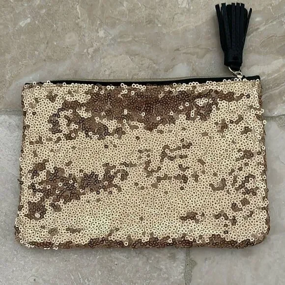Ipsy glam bag- gold sequin on one side and black on other - 5 new products!