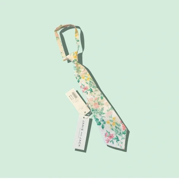Janie and Jack Kids, White and Green Floral Tie - Size 2 to 5