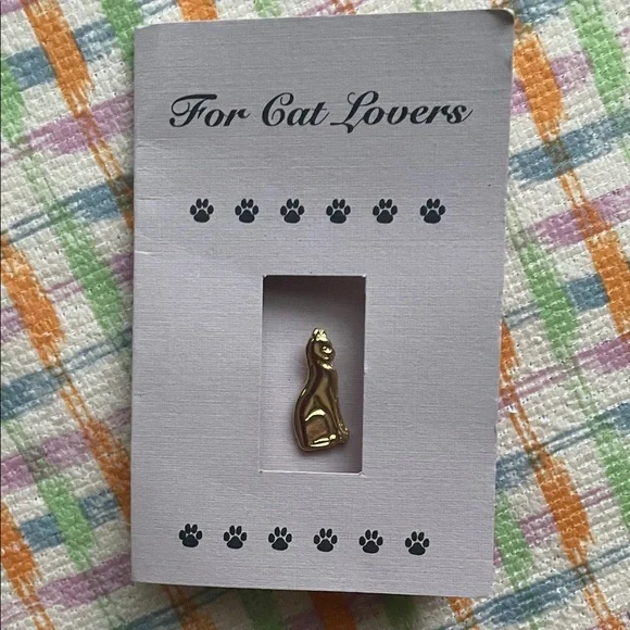 For Cat Lovers Gold Cat Pin - Decorative Cat Brooch