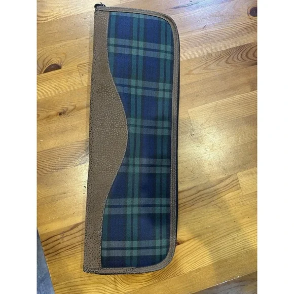 Roundtree & Yorke Travel Tie Holder Zip Leather‎ Trim Tartan Plaid