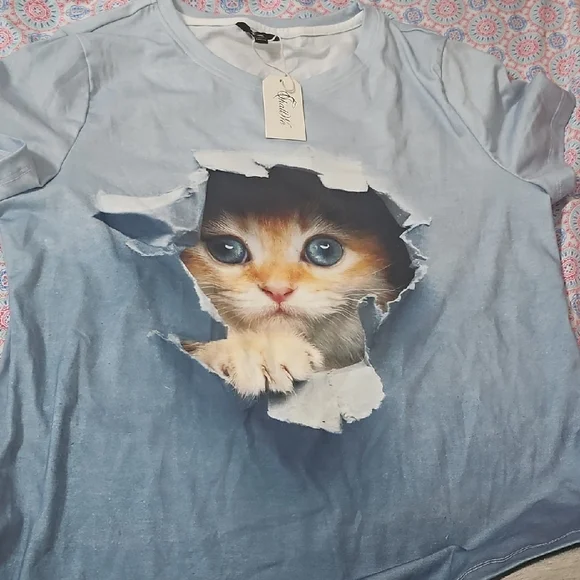 Cat Lovers tee