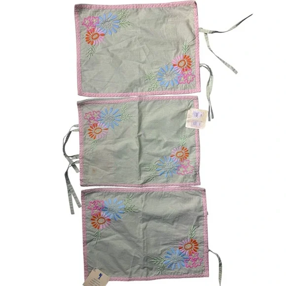 Pottery Barn Kids Madeline Embroidered Pillow Shams Set of3 Sage Green 16x12 NWT