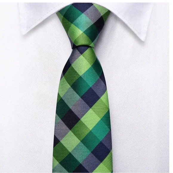 HI-TIE BOYS GREEN & TEAL CHECKERED TIE SZ 46