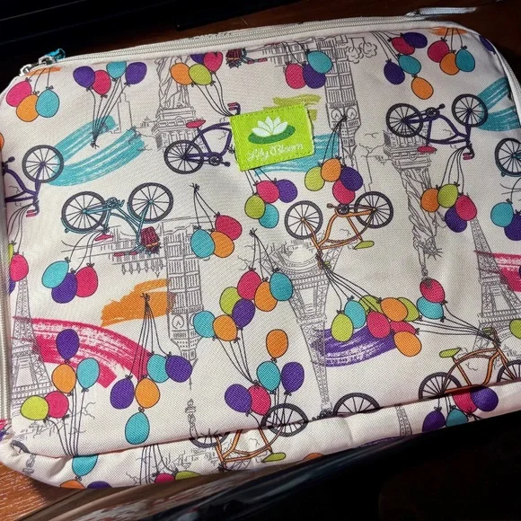 Lilly Bloom laptop cover