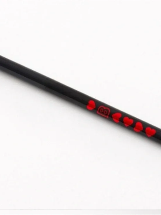 Ipsy X Betty Boop - Black Eyeshadow brush with Red Hearts