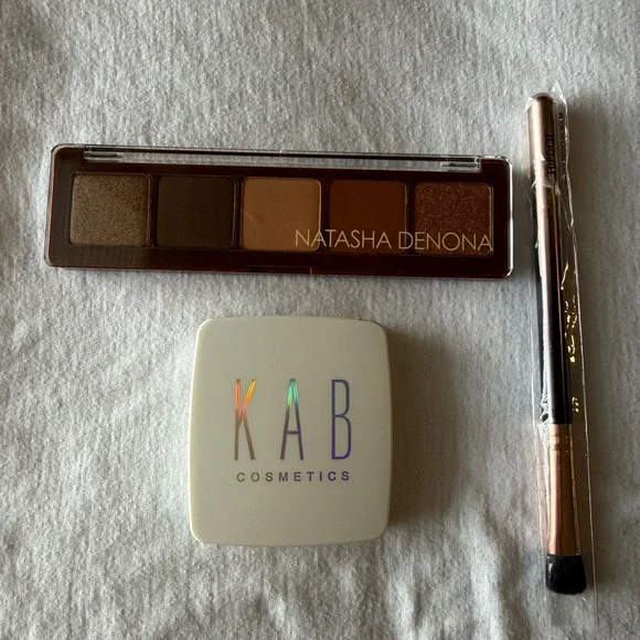 Make up bundle