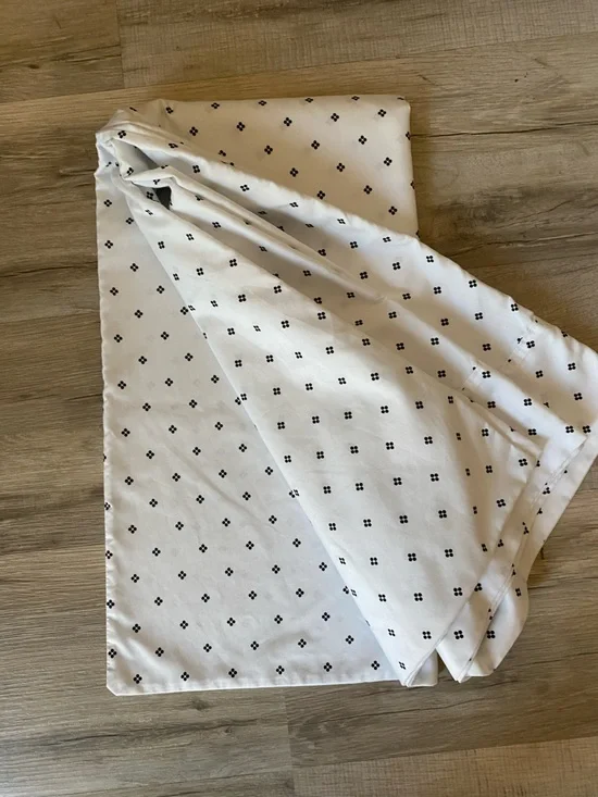 Charisma White Microfiber King pillowcases with Black Dot Clusters