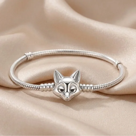 Silver Fox Cat Charm Bracelet for Cats