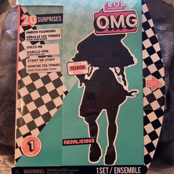 L.O.L. Surprise! O.M.G.‎ Series 1 NEONLICIOUS Fashion Doll with 20 Surprises