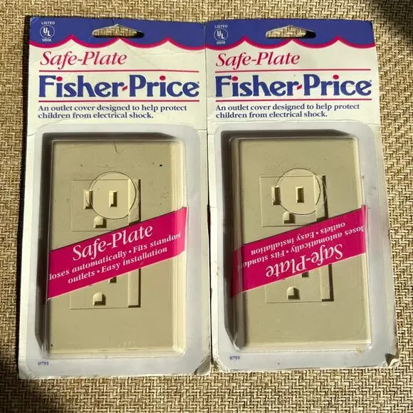 Vintage Fisher-Price Safe-Plate Outlet Covers NIP Set of 2 Child Safety