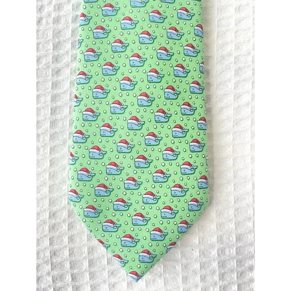 NWT Vineyard Vines Boys Tie Santa Whale 100% Silk