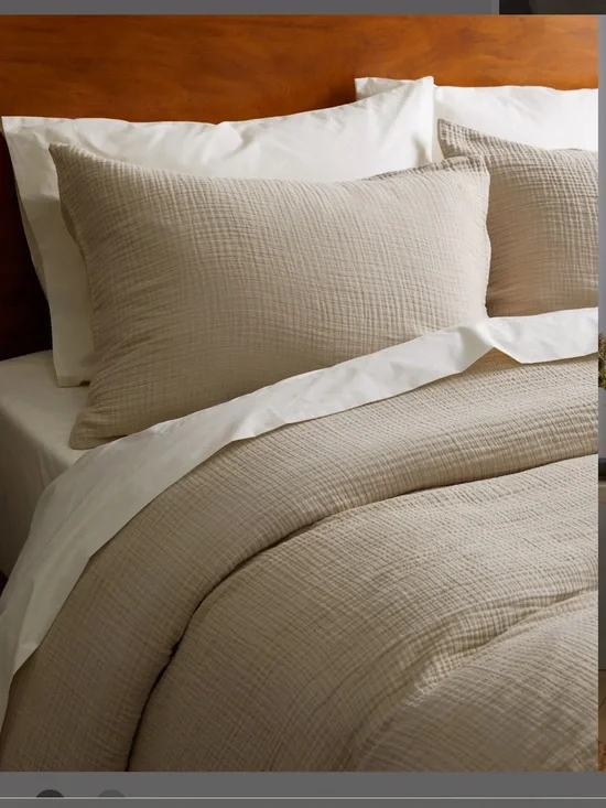 NWOT Quince Luxury Organic Cotton Gauze Sham Set in Dune!