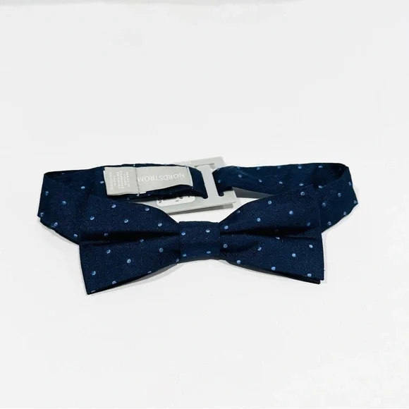 NWT Nordstrom Kids Blue Polka Dot Pattern Silk Pre-Tied Adjustable Bow-Tie