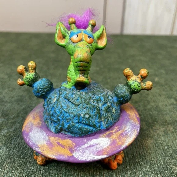1993 THREE-FINGERED‎ SNORKBLAT COSMIC CRITTER 4