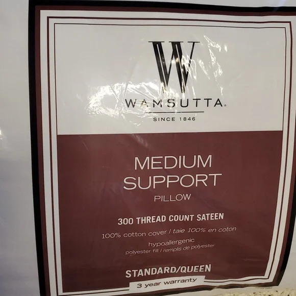 New Wamsutta Medium Support Pillow - Crisp White. Standard/Queen.