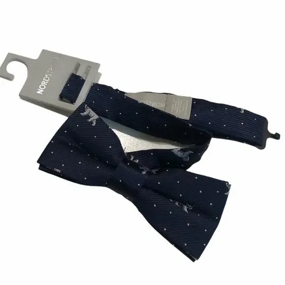 NORDSTROM Big Boy's Navy Blue Polar Bear Bow Tie NWT Adjustable Band‎ Silk