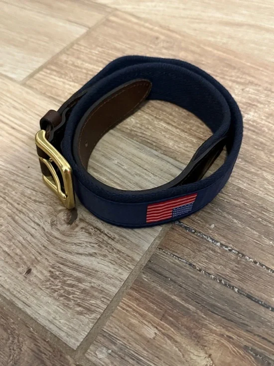Vineyards Vine American Flags Canvas Club Belt