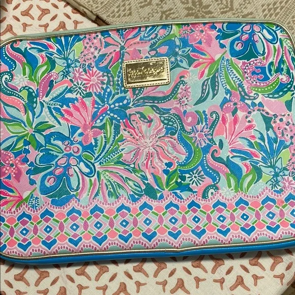 Lilly Pulitzer Pink and Blue Patterned laptop holder, light stain inside