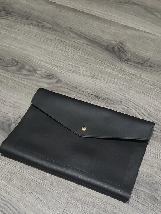 EUC Black Glass Ladder & Co Work/Svhool Portfolio XL Clutch