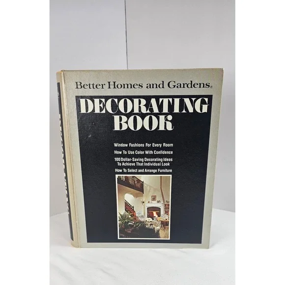 Vintage Better Homes and Gardens Decorating Book MCM Hardcover Ring Binder 1975