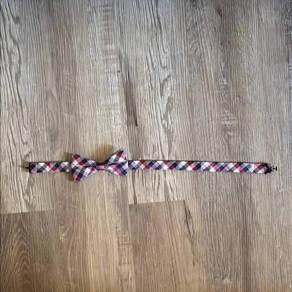 Wembley Pink and Black Checkered Bow Tie