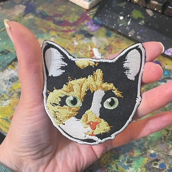 Charming Cat Face Embroidered Patch