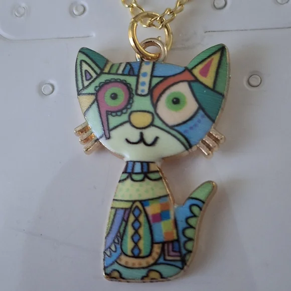 Colorful Cat Pendant With Gold Chain Necklacece