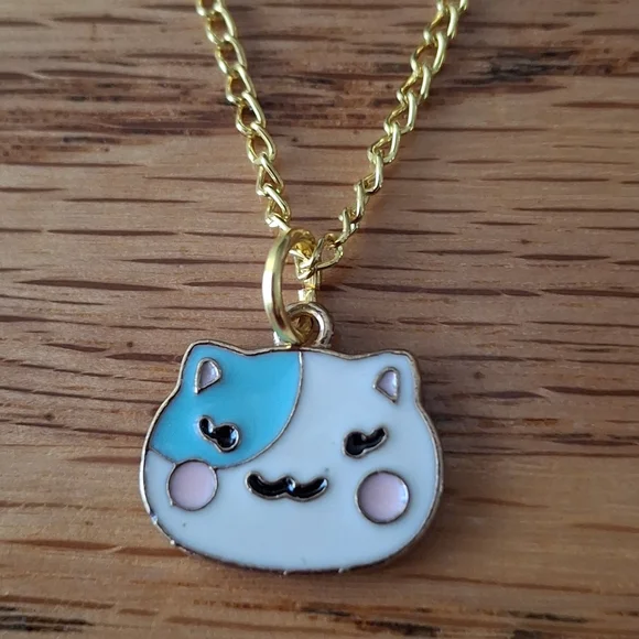 Gold and White Cat Pendant Necklace