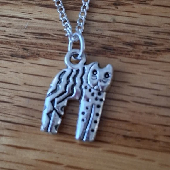 Silver Cat Pendant Necklace