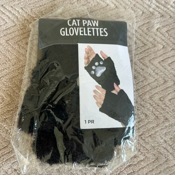 Black Cat Paw Glovelettes