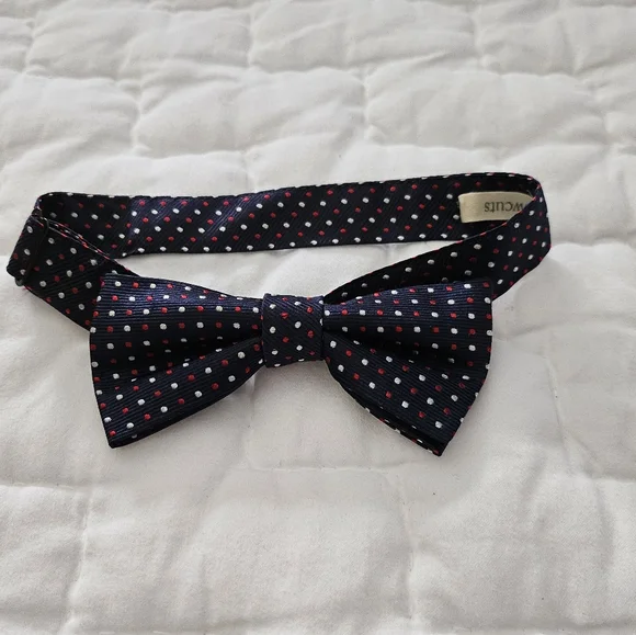 Crewcuts/JCrew Bow Tie, Navy blue with Red and White dots