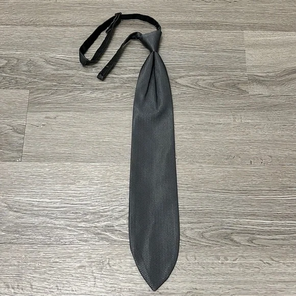 Andrew Fezza Boys silver/gunmetal tie with adjustable neck