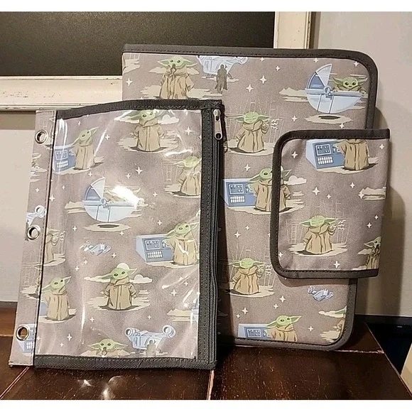 Pottery Barn Kids 3 ring Binder & Pencil Case Grogu Star Wars Baby Yoda Glow