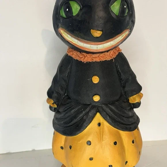 Halloween Ashland Smiling Cat Figure Resin Fabric Hat And Collar 10.5x7