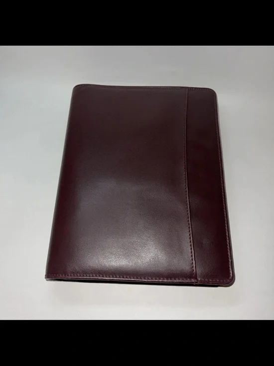 Lot Of 2 Dayrunner Burgundy/Brown Planners 8x10”Zip Around With Some Inserts