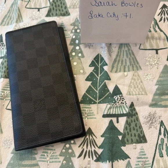 Louis Vuitton Damier Graphite Brazza Wallet
