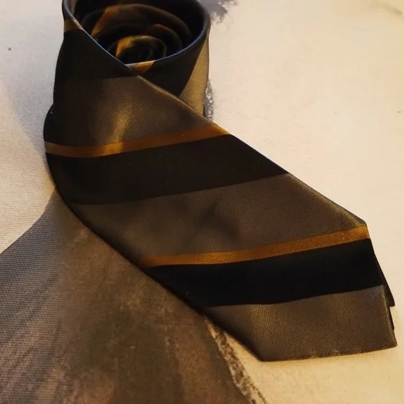 Vintage Youth Necktie