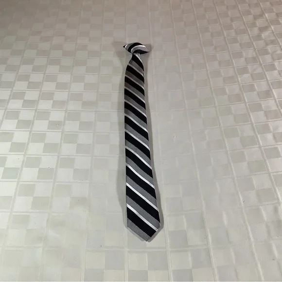💜 Boys gray, black, & white clip on tie