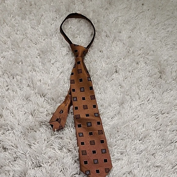Madison Boy Brown Geometric Pattern Pre-Tie