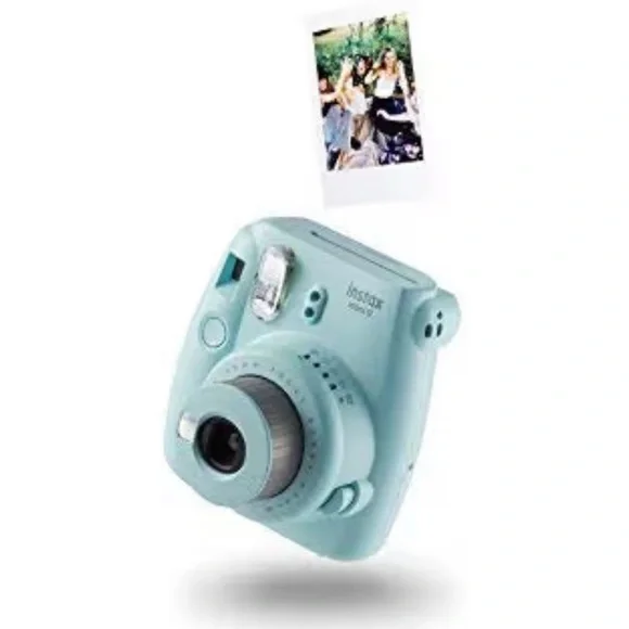 Fugifilm instax mini instant camera ice blue, 2.7x4.7x4.6 EUC